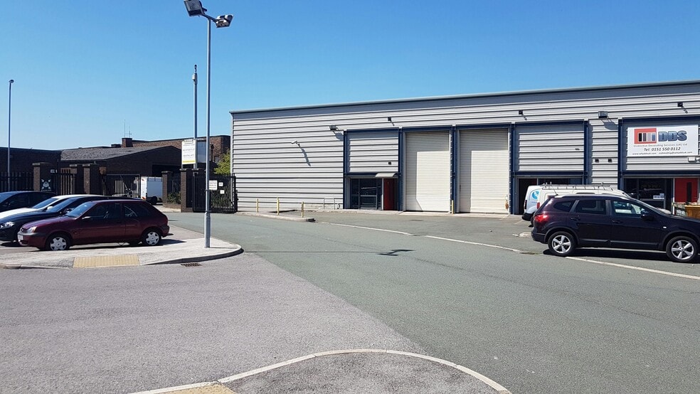 Canal St, Bootle to rent - Building Photo - Image 1 of 4