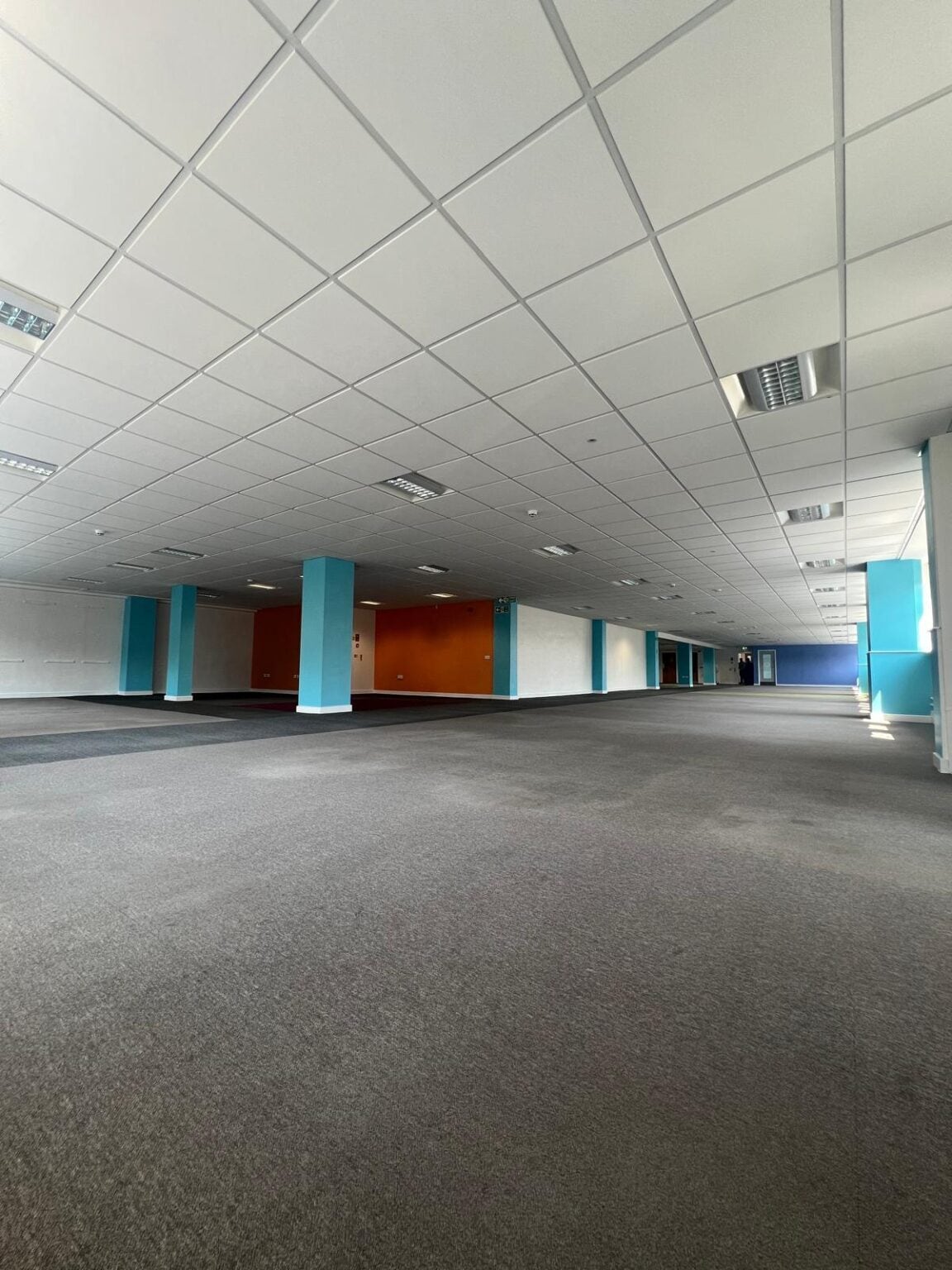 Market St, Halifax to rent Interior Photo- Image 1 of 4