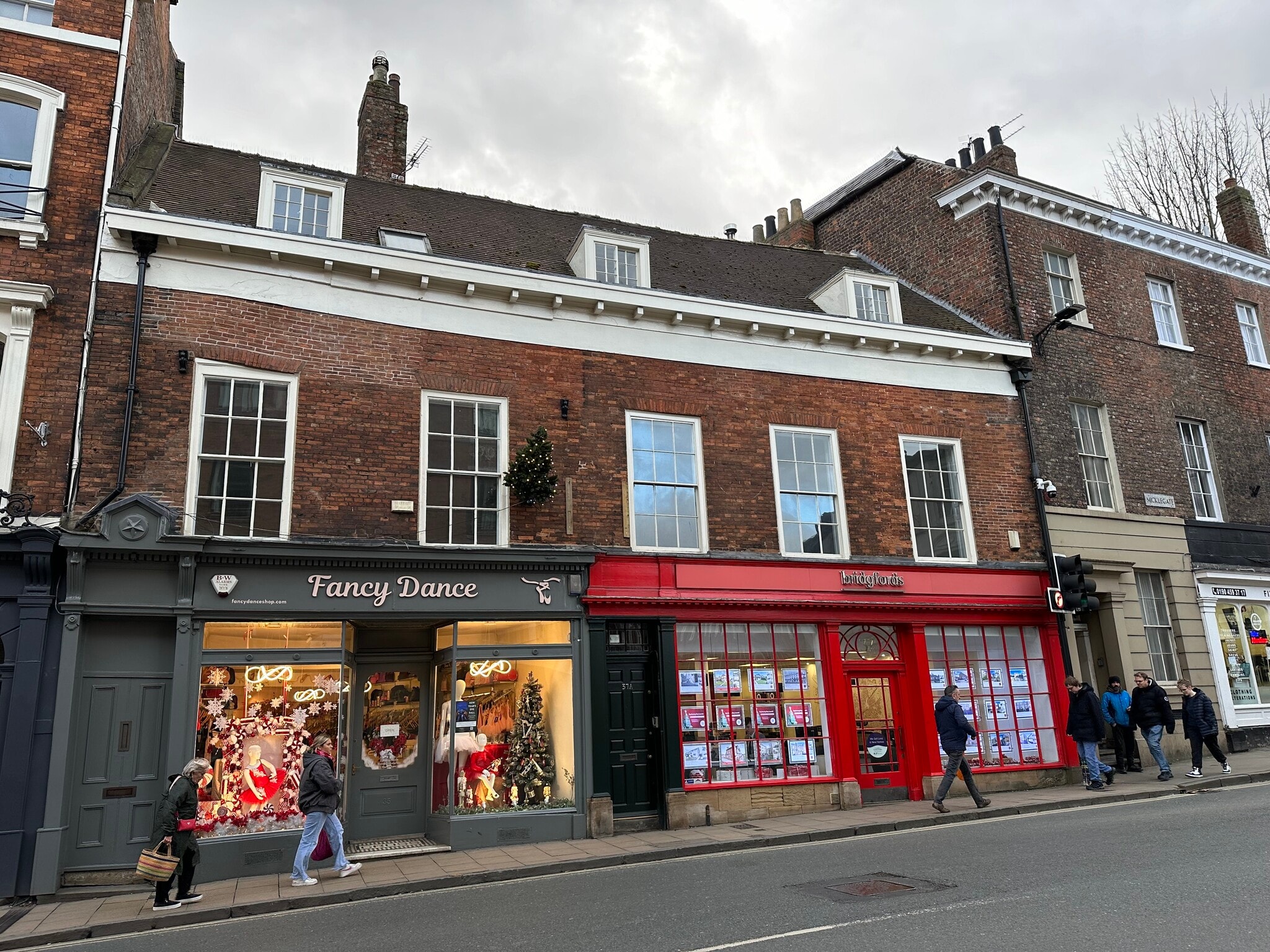 35-37A Micklegate, York to rent Primary Photo- Image 1 of 11