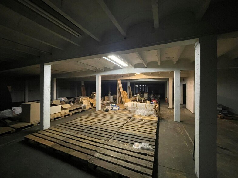 Office in Clamart to rent - Interior Photo - Image 3 of 10