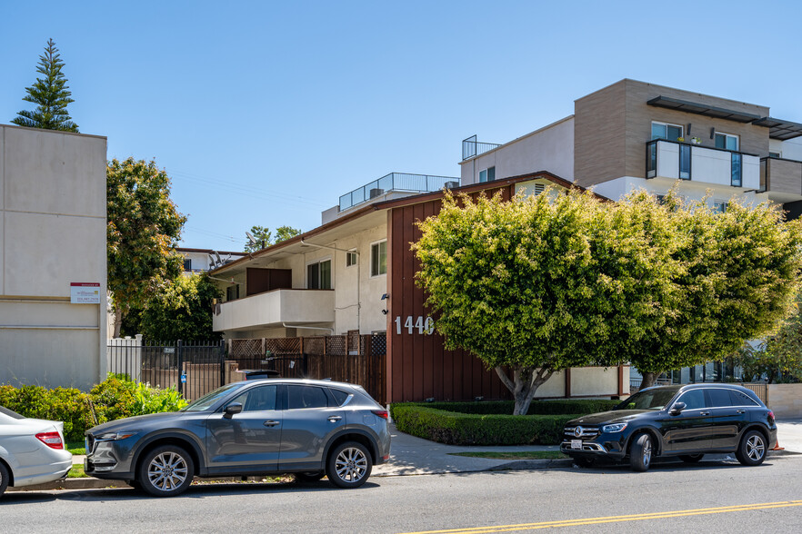 1440 S Barrington Ave, Los Angeles, CA for sale - Primary Photo - Image 3 of 12