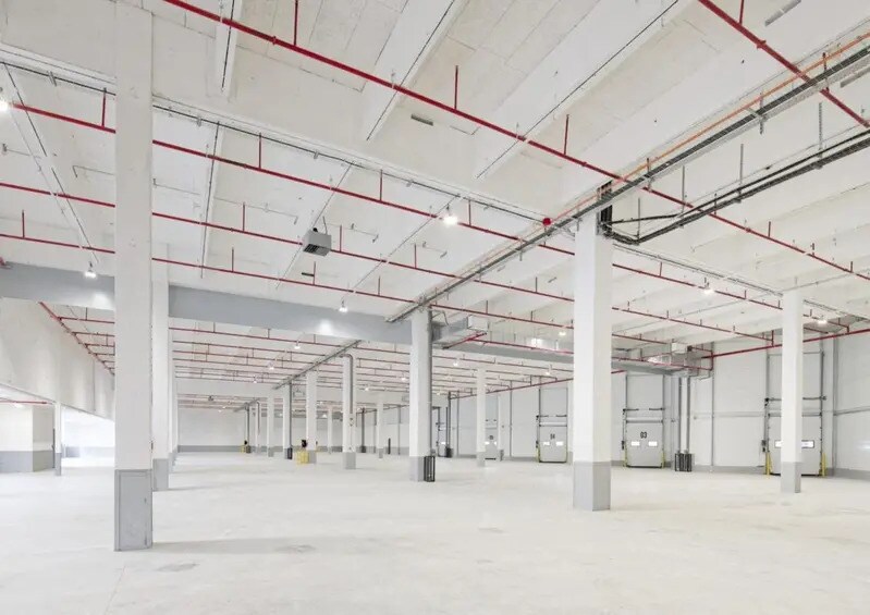 Industrial in Gennevilliers to rent - Building Photo - Image 2 of 10