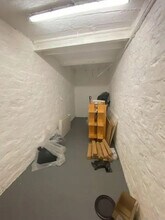 Office / Retail in Paris to rent Interior Photo- Image 2 of 3