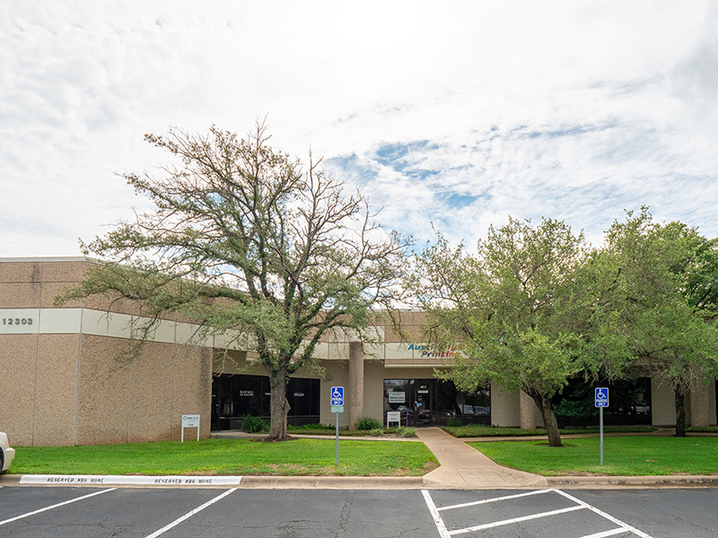 12100 Technology Blvd, Austin, TX for rent Building Photo- Image 1 of 4