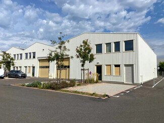 More details for 22 Rue Marius Grosso, Vaulx-en-Velin - Office, Light Industrial to Rent