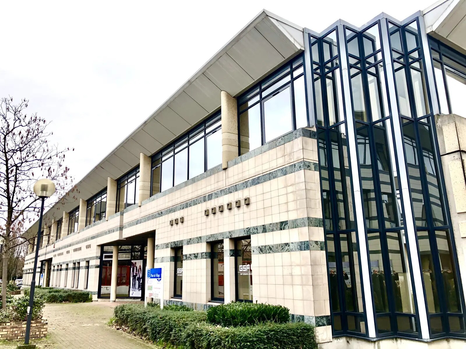 Light Industrial in Gennevilliers for sale Building Photo- Image 1 of 5