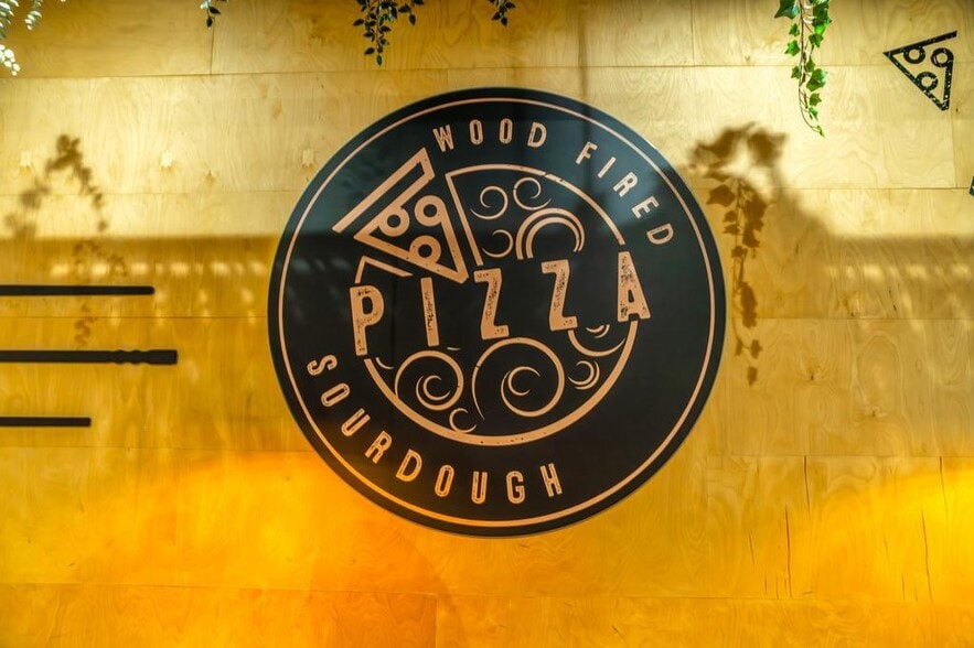 257 Mare St, London to rent - Building Photo - Image 3 of 24