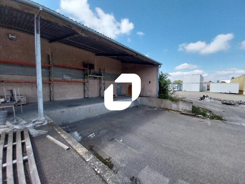 9003 Rue Jean Raymond Marmey, Jonage for sale - Building Photo - Image 3 of 17
