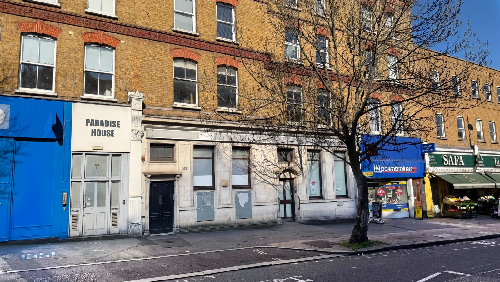 160-162 High St, London to rent Primary Photo- Image 1 of 6