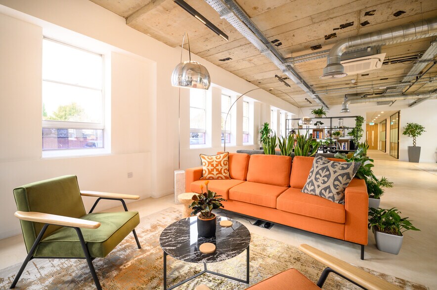 311-321 Banbury Rd, Oxford to rent - Building Photo - Image 3 of 27