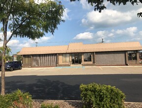 37211 Harper Ave, Clinton Township, MI for rent Building Photo- Image 1 of 3