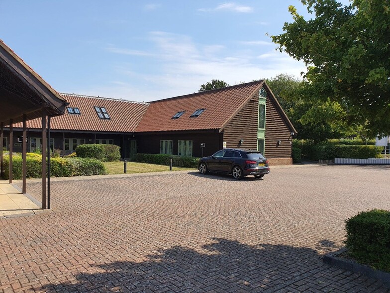 Stow Rd, Cambridge to rent - Building Photo - Image 2 of 2