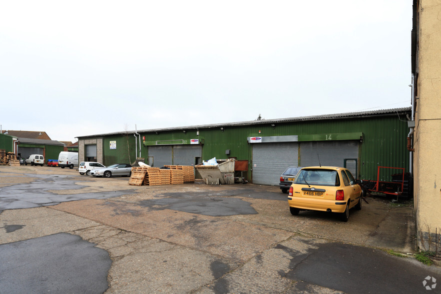 Westfield Rd, Gosport for rent - Building Photo - Image 2 of 2