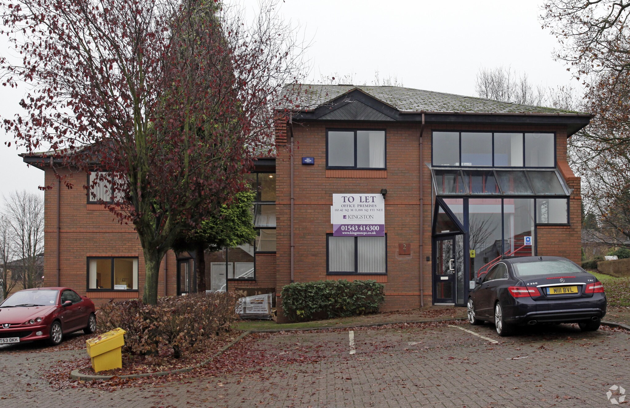 1-2 Amber Clos, Tamworth for sale Primary Photo- Image 1 of 1