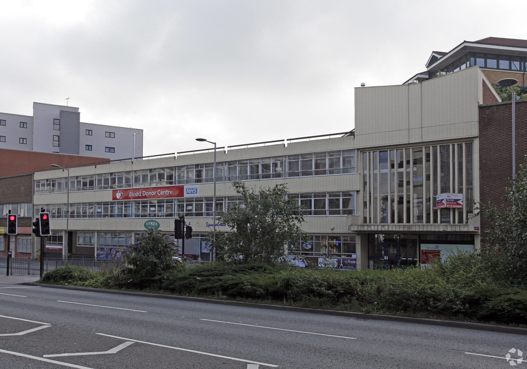 84 Vaughan Way, Leicester for sale Primary Photo- Image 1 of 1
