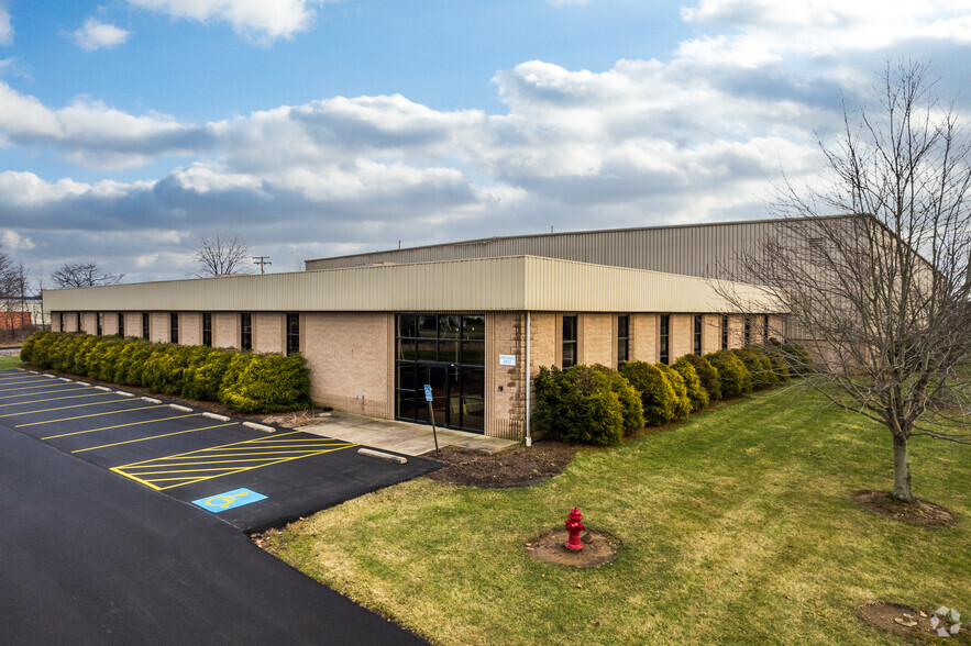 276 W Greenwich Rd, Seville, OH for rent - Building Photo - Image 1 of 9