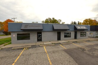 5349 Fenton Rd, Grand Blanc, MI for sale Building Photo- Image 1 of 1