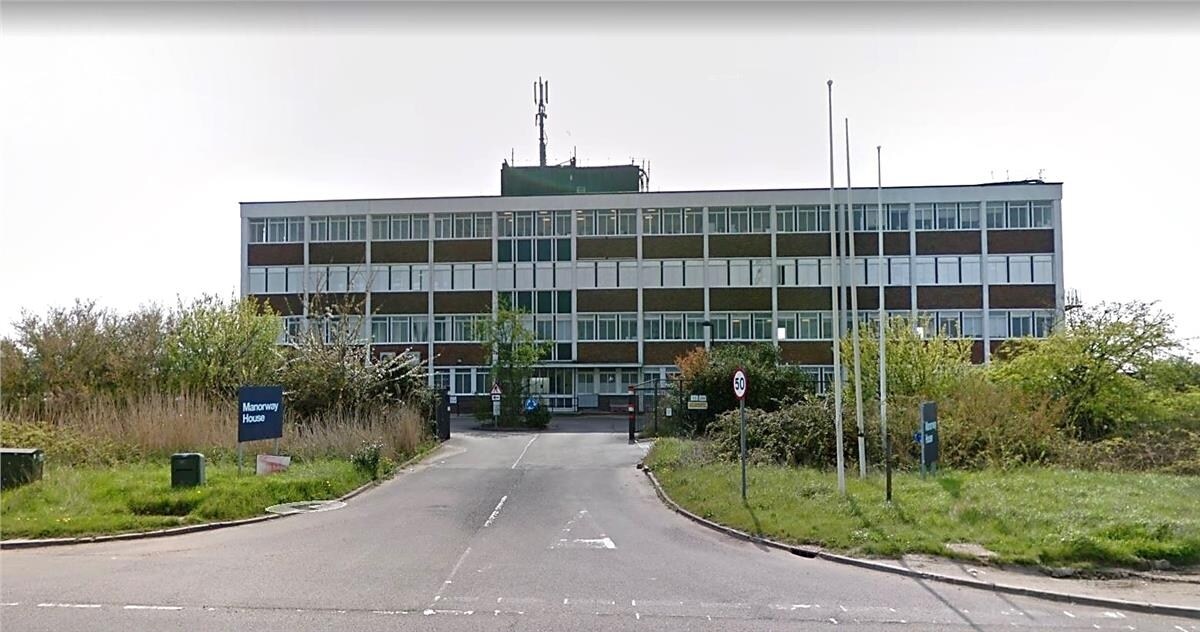 The Manorway, Stanford Le Hope for sale Primary Photo- Image 1 of 1