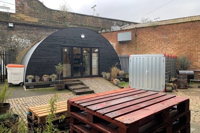 More details for 209-223 Blenheim Grv, London - Industrial to Rent