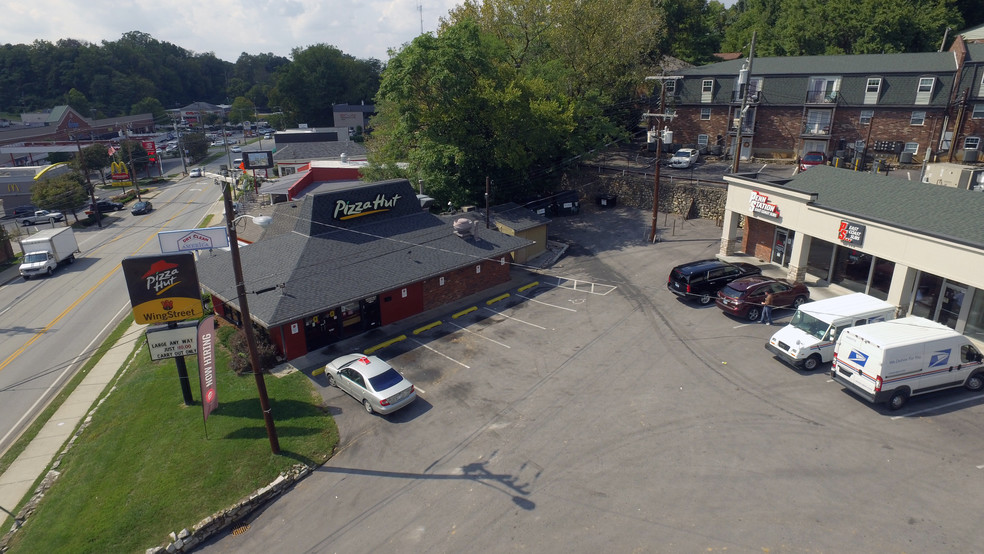 2407 Brownsboro Rd, Louisville, KY for sale - Building Photo - Image 1 of 1