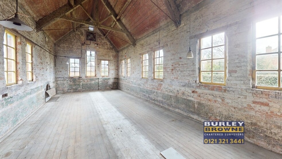 Weeford Rd, Sutton Coldfield for sale - Interior Photo - Image 3 of 10