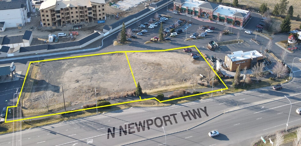 Pinewater Plaza Investment & Development portfolio of 3 properties for sale on LoopNet.co.uk - Primary Photo - Image 2 of 4