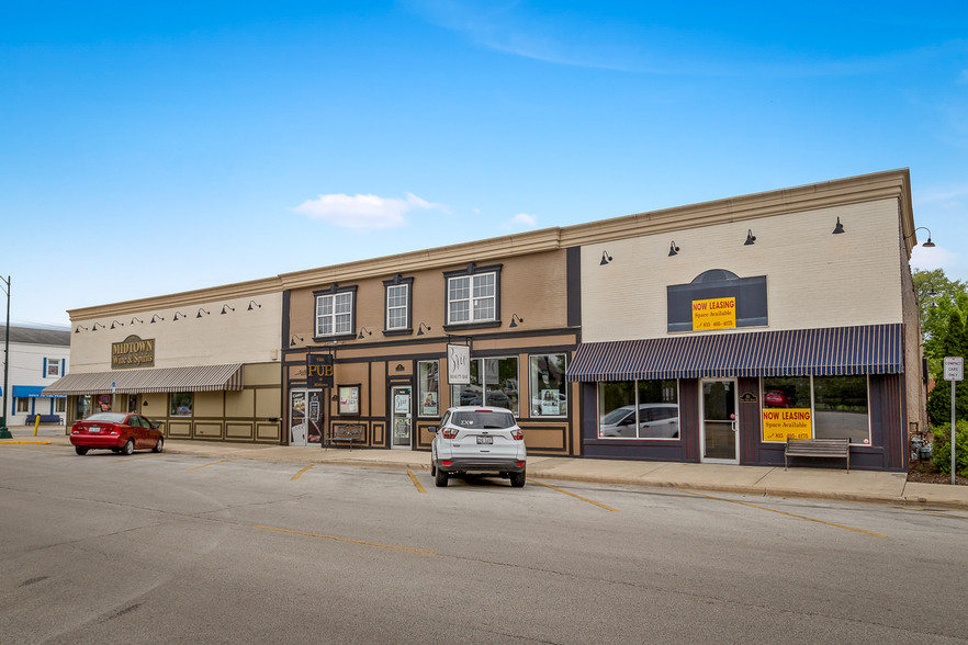 83 W First St, Manteno, IL for sale - Building Photo - Image 1 of 1