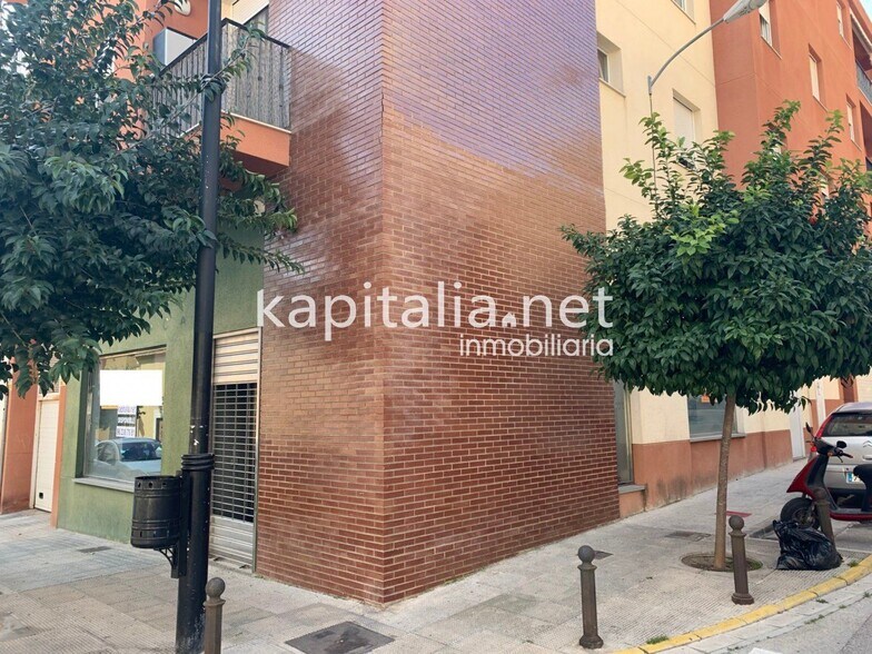 Retail in València, Valencia for sale - Building Photo - Image 2 of 7