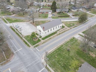 More details for 2440 E Seminole St, Springfield, MO - Speciality for Sale