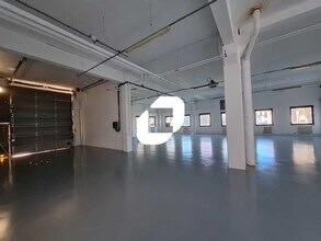 Office in Villebon-sur-Yvette to rent Interior Photo- Image 1 of 1