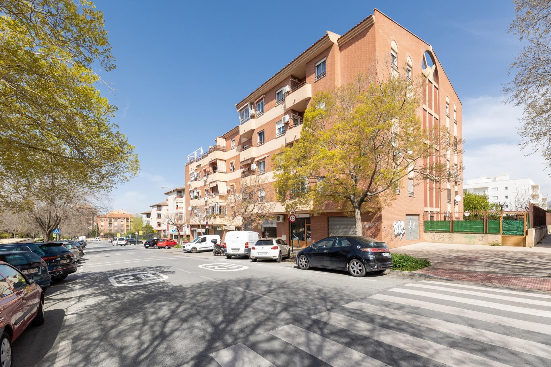 Retail in Granada, Granada for sale Building Photo- Image 1 of 16