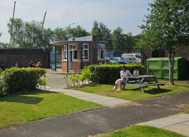 More details for Lancashire Business Park, Leyland - Retail to Rent