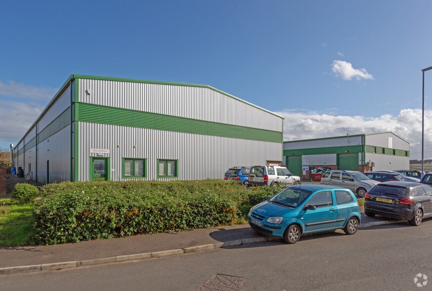 Wavell Dr, Lincoln to rent - Building Photo - Image 3 of 4