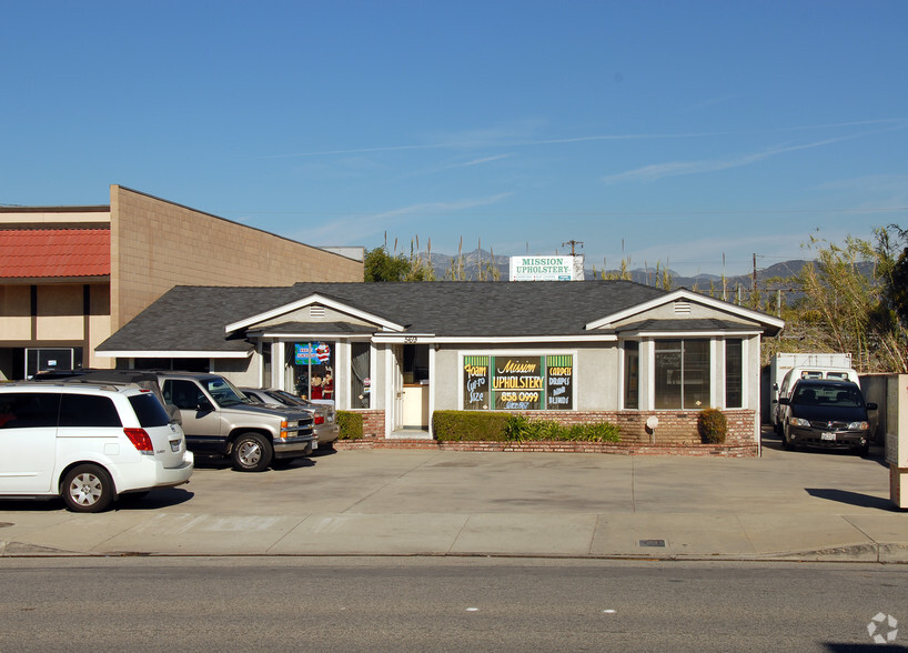 569 E San Bernardino Rd, Covina, CA for sale - Primary Photo - Image 1 of 3