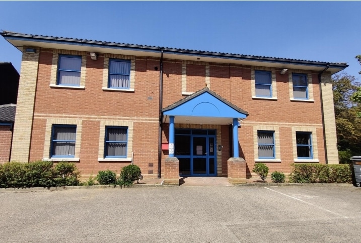 2 Barton Way, Norwich for sale - Primary Photo - Image 1 of 1