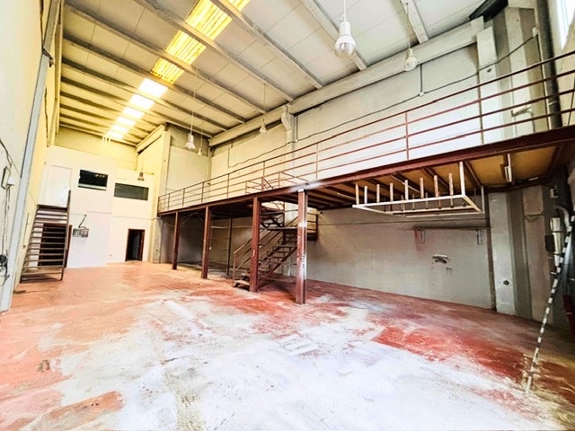 Illescas, TOL 45200 - - - Interior Photo - Image 1 of 13