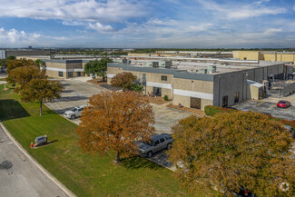 More details for 6111 Woodlake Ctr, San Antonio, TX - Industrial for Rent