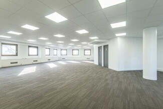 More details for 1 Rond Point De L'Europe, La Garenne-Colombes - Office to Rent