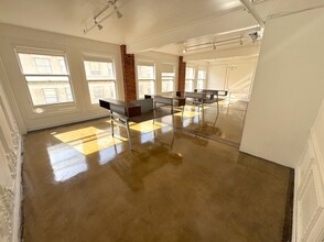 453 S Spring St, Los Angeles, CA for rent Building Photo- Image 2 of 12