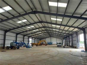 Eastern Way, Heath And Reach to rent Interior Photo- Image 2 of 2