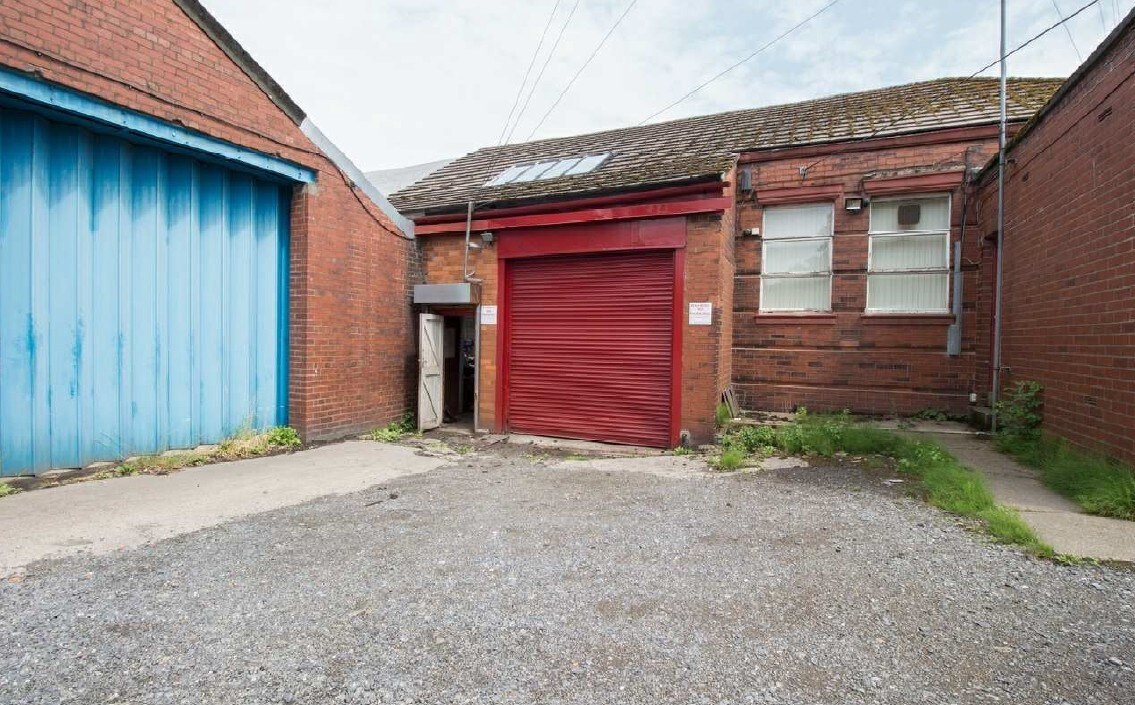 Albert Clos, Manchester for sale Primary Photo- Image 1 of 1