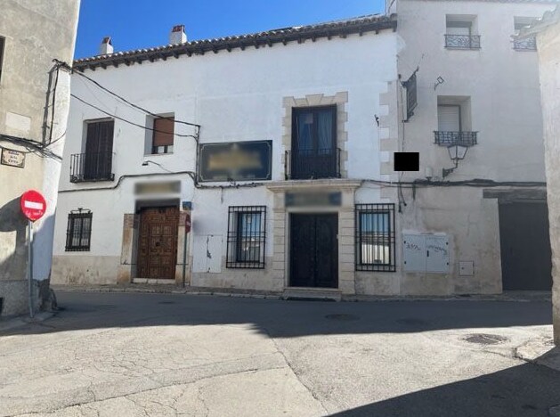 Retail in Chinchón, Madrid to rent Primary Photo- Image 1 of 2