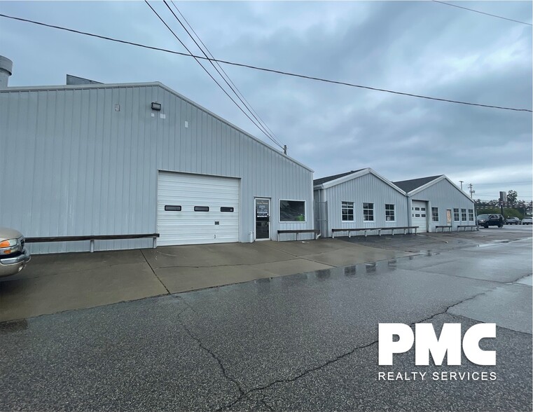 12 Pearcy, Parkersburg, WV for rent - Primary Photo - Image 1 of 3