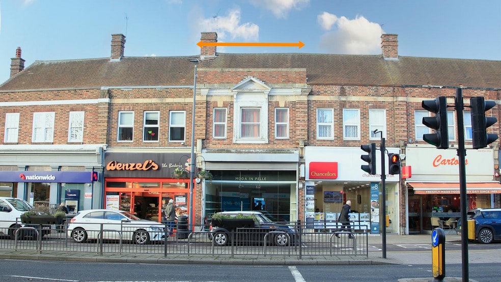 36 The Broadway, Stanmore for sale - Primary Photo - Image 1 of 5