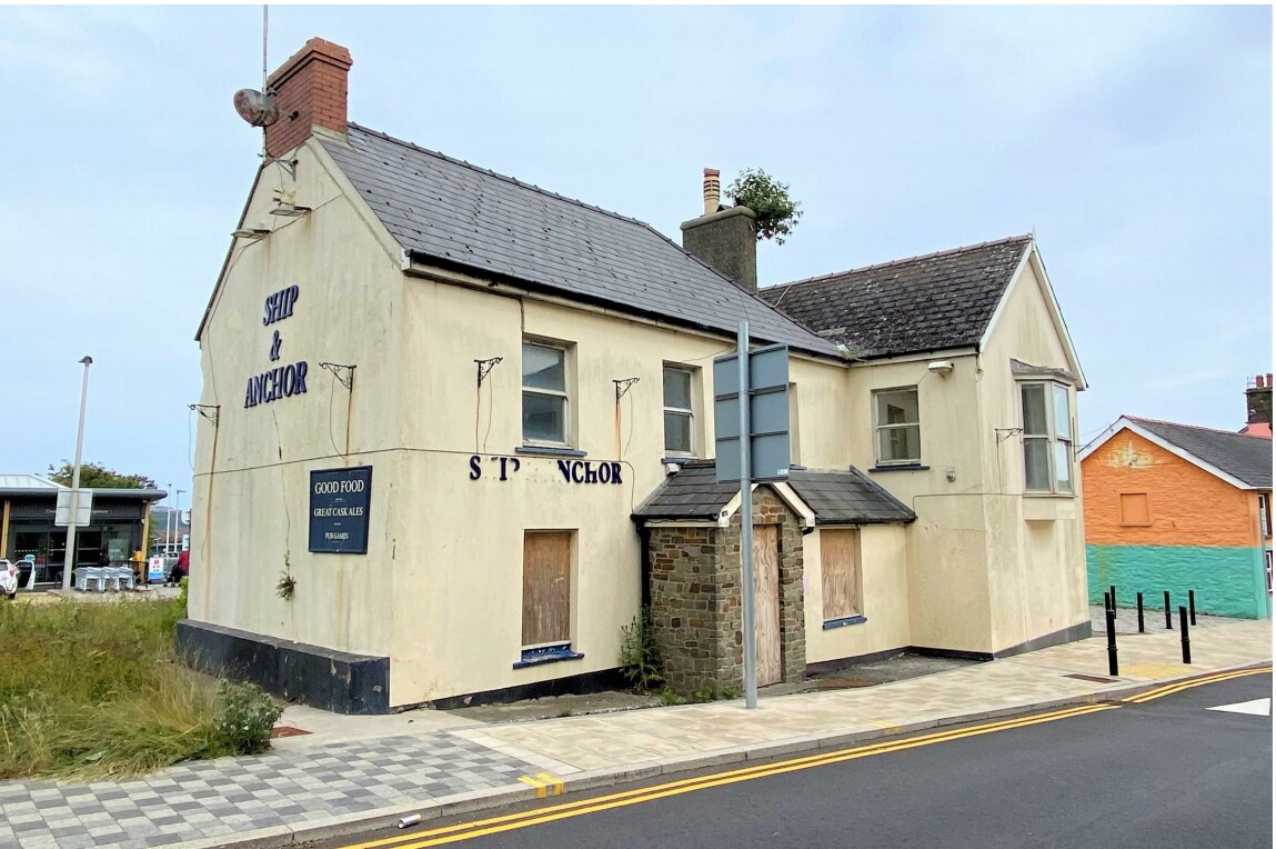 High St, Fishguard for sale Primary Photo- Image 1 of 1