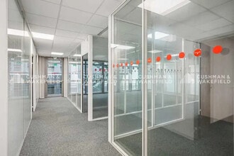 6 Boulevard Dubreuil, Orsay for sale Interior Photo- Image 1 of 8