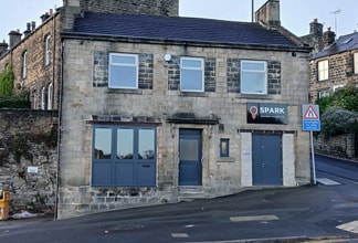 Spinners House Bachelor Ln, Leeds to rent Building Photo- Image 1 of 3