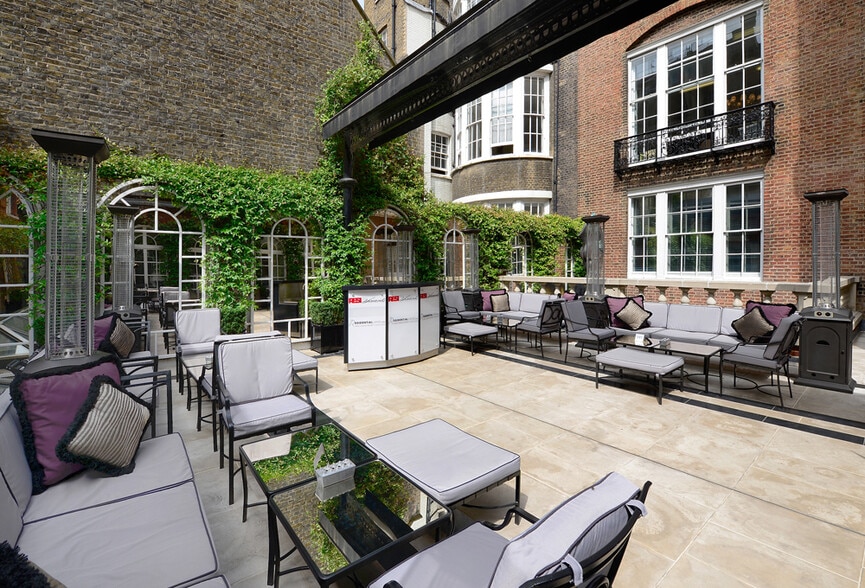 59-60 Grosvenor St, London to rent - Building Photo - Image 2 of 5