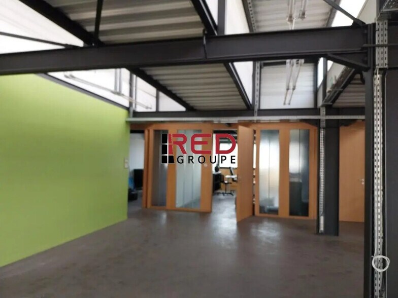 Office in Marseille for sale - Building Photo - Image 3 of 16