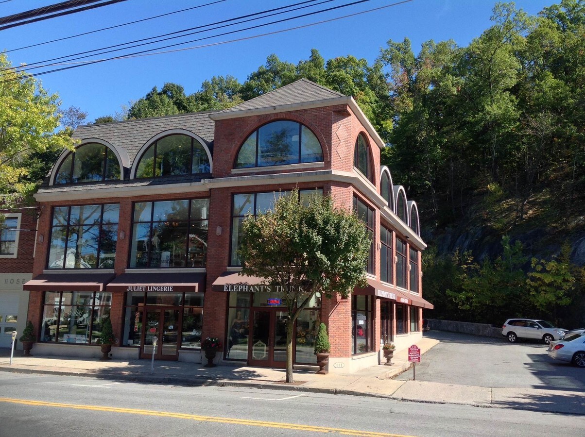 111 E Main St, Mount Kisco 10549